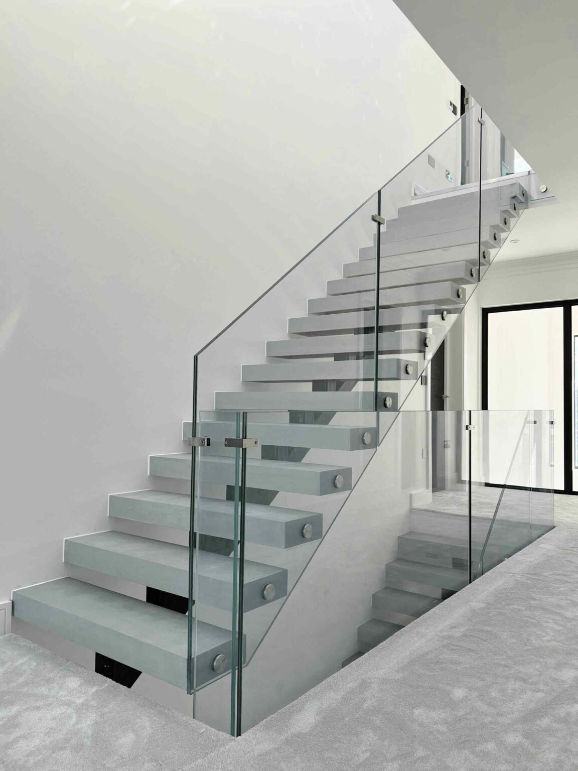 Modern Bespoke staircases for your Home | Office | Business